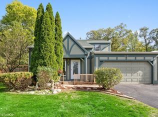1735 Dana Point, Algonquin, IL 60102