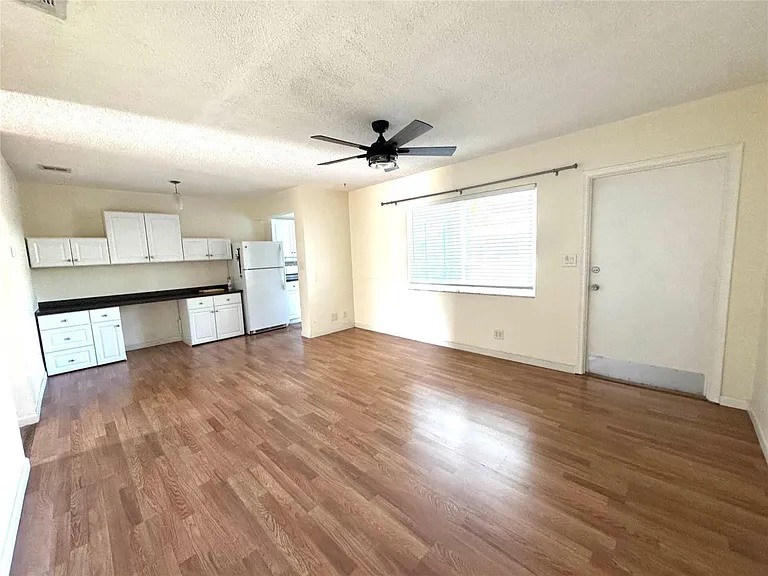 2100 NE 38th St #138 — Photo 21