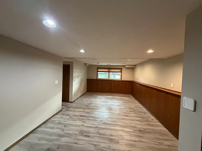 1811 S 38th St — Photo 14