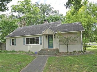 1719 Dorwood Dr, South Bend, IN 46617