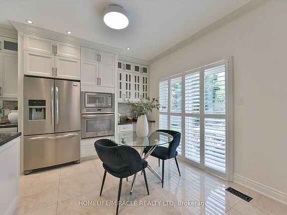4th image of 2479 Rathlin Ct