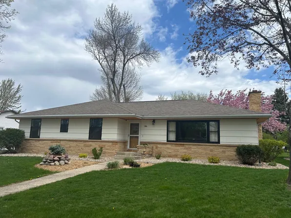 306 E 2nd St, Minneota, MN 56264