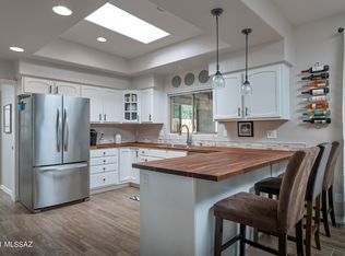 8833 E Buckboard Rd, Tucson, AZ 85749