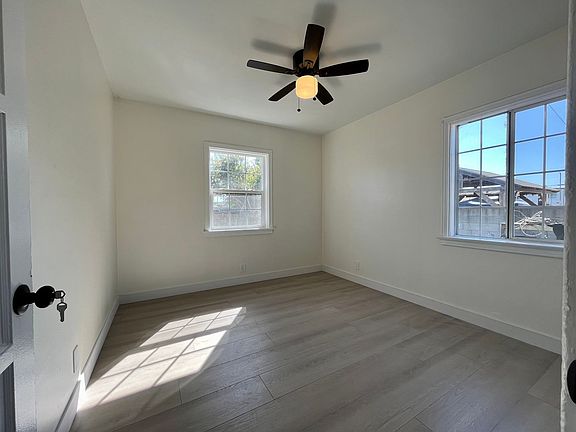 5th image of 847-49 N Island Ave #849