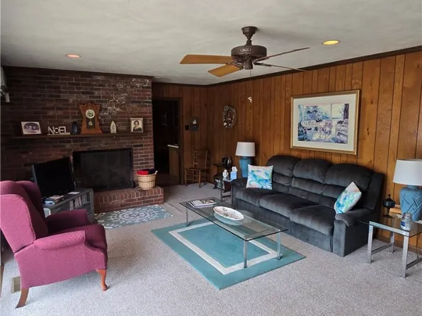 477 Wicomico Point Rd, Heathsville, VA 22473