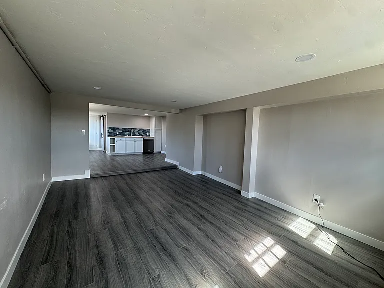 Sunrise Dr — Photo 1