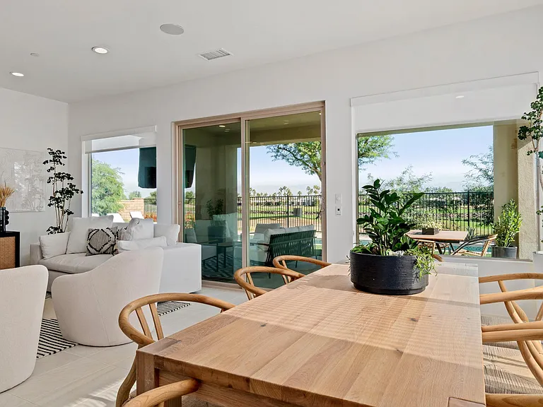 Dining Table Seating for 8