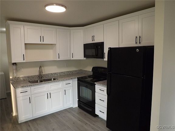 2nd image of 2600 Vaga Ln