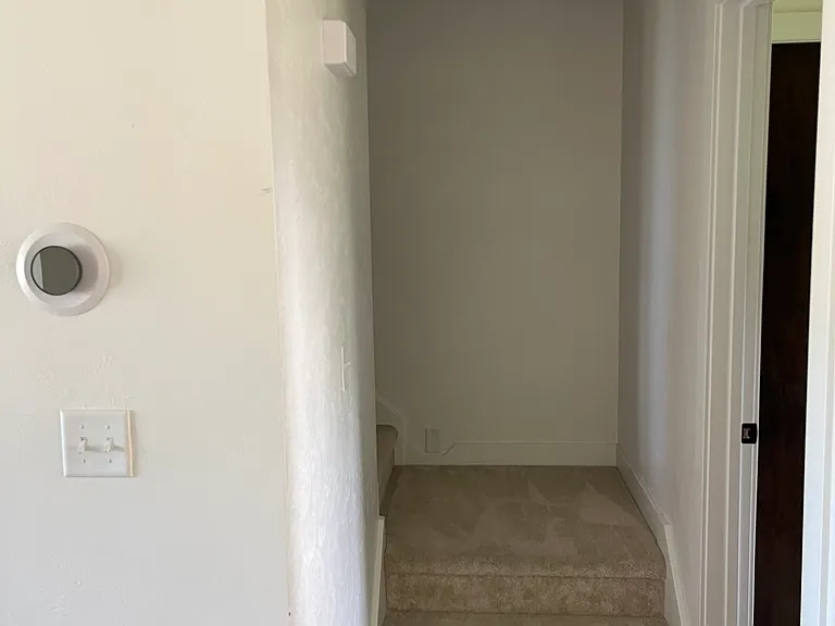 800 Glenhaven Ln — Photo 2