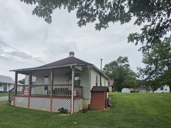 2100 2nd St, Radford, VA 24141