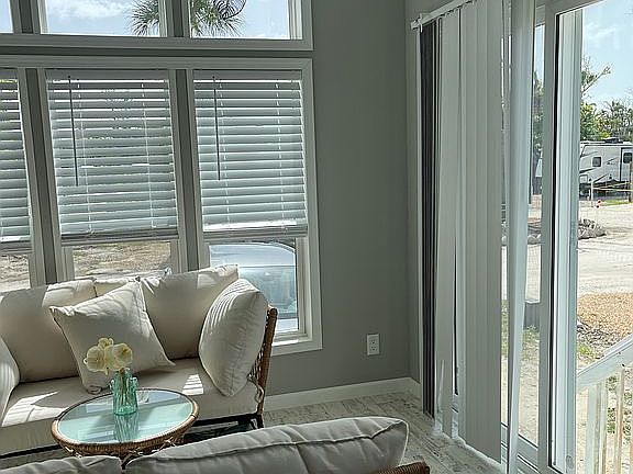 3rd image of 1119 Periwinkle Way Unit 114