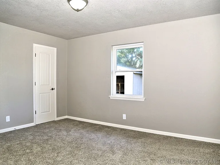 1262 E 140th St — Photo 24