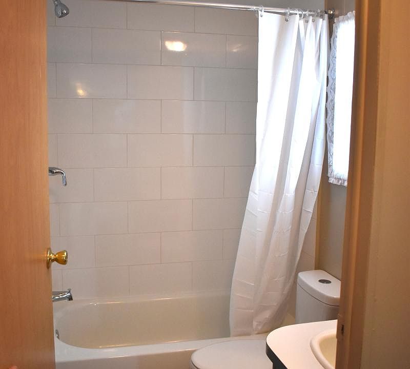 14180 Highway 44, Gonzales, LA 70737 Zillow