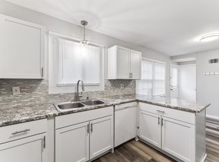 6546 Metcalf Ave, Overland Park, KS 66202