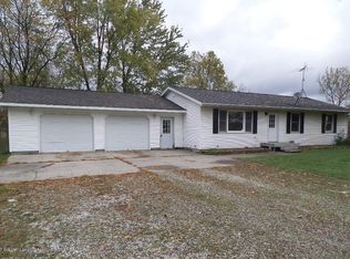 2186 W Hyde Rd, Saint Johns, MI 48879