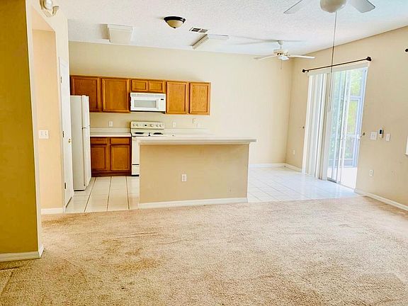 3rd image of 2741 Portchester Ct