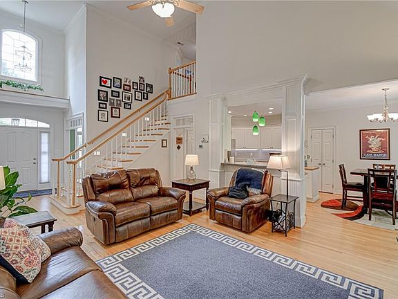 5th image of 1737 Tredegar Rd
