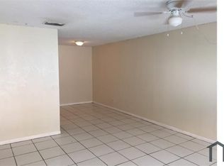 5212 NW 24th St, Lauderhill, FL 33313