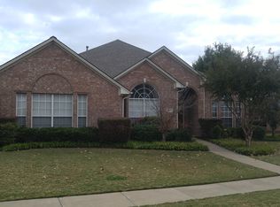 1011 Pegasus Dr, Arlington, TX 76013