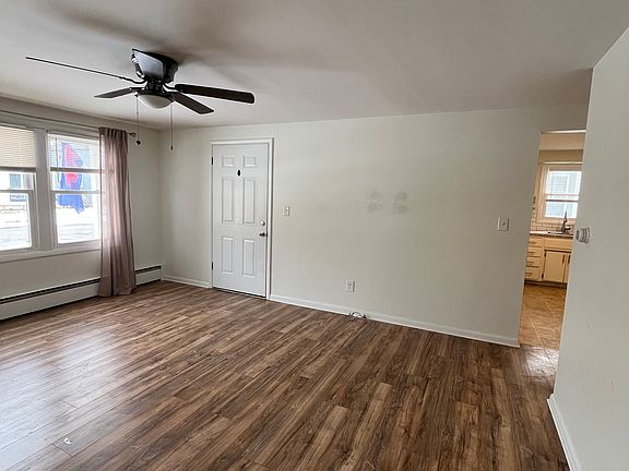 4th image of 24 Washington Ave Floor 1