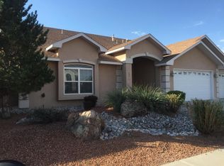 921 Pinzon St NW, Los Lunas, NM 87031