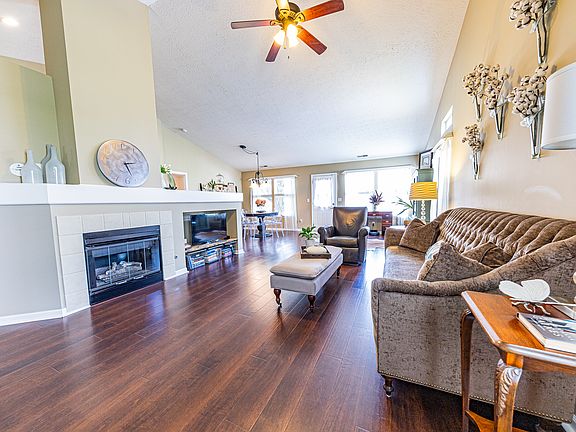 5th image of 7318 Oak Knoll Dr
