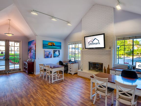 Leasing Office
