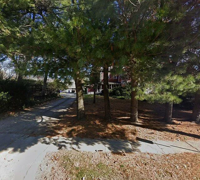 W Glenolden Ave — Photo 3
