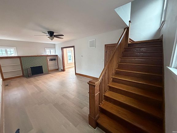 5th image of 308 W 3rd St