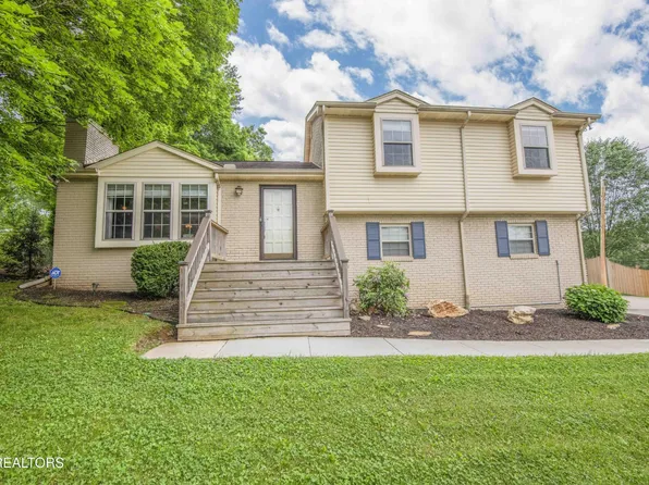 2030 Cedar Cir, Lenoir City, TN 37772