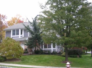 21 Boxwood Dr, Princeton, NJ
