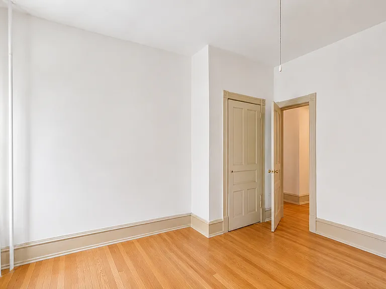 4712 Woodland Ave #3 — Photo 6