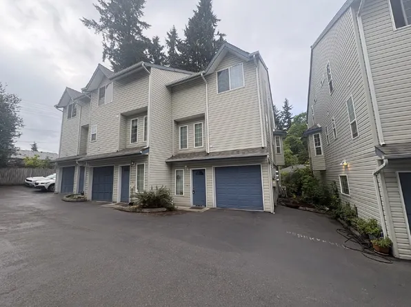 12549 Roosevelt Way NE APT 4, Seattle, WA 98125