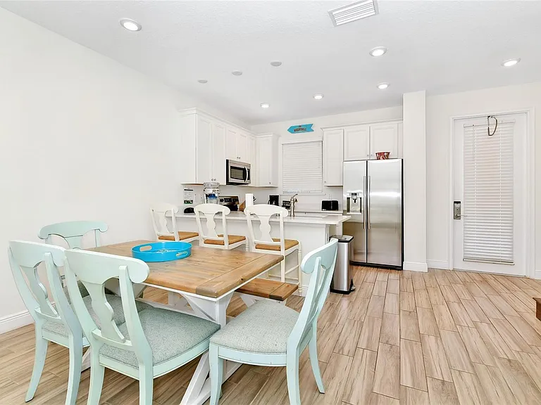 8024 Flip Flop Way — Photo 11