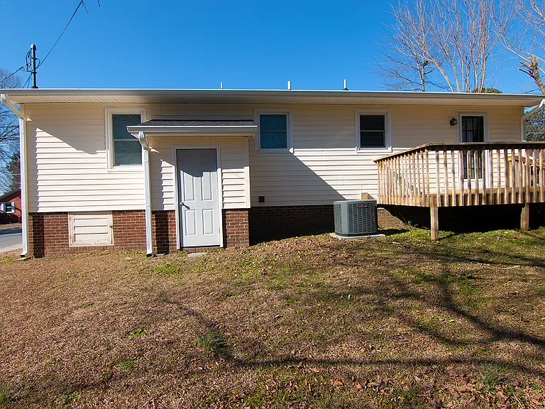 415 S Fayetteville St — Photo 18