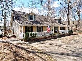 8482 E Parkview Dr, Rockville, IN 47872