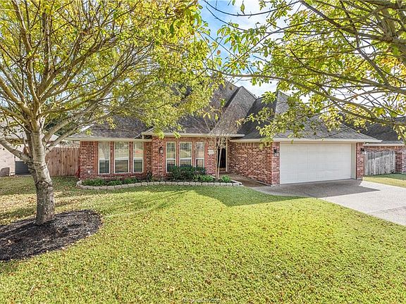 2nd image of 5309 Bloomsbury Way