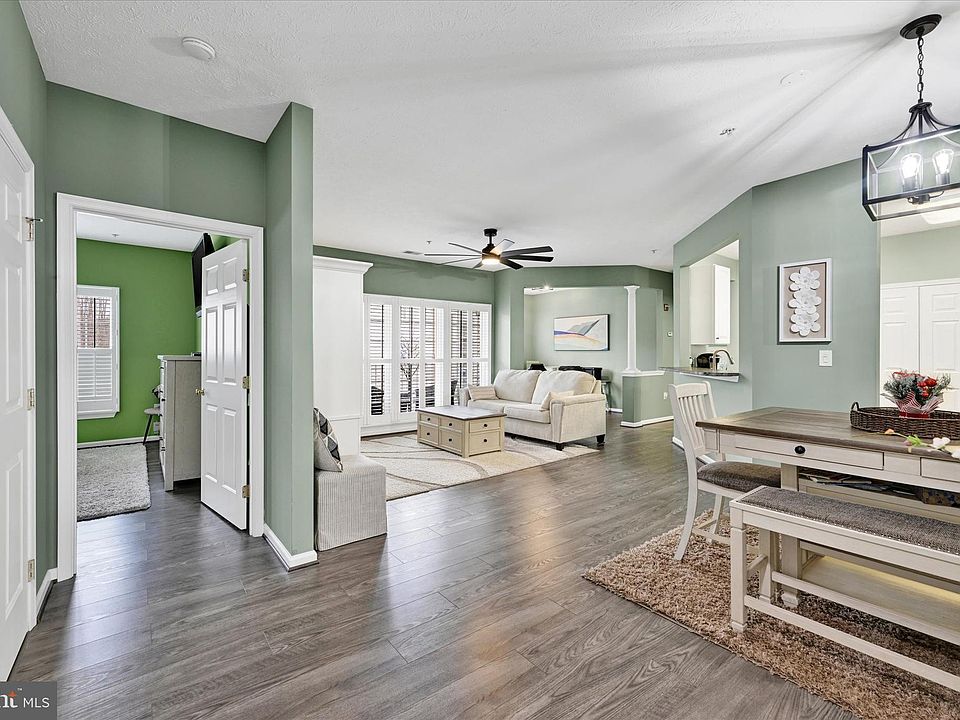 2nd image of 2497 Amber Orchard Ct E Unit 201