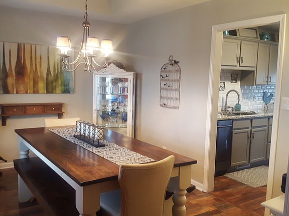 3rd image of 3171 Stag Ln