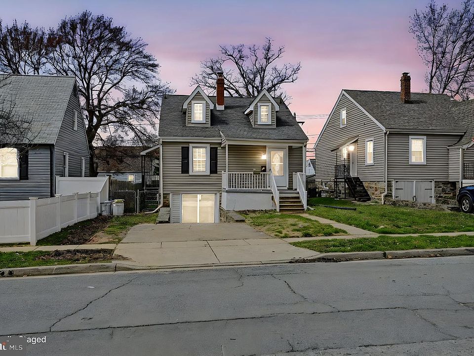 1st image of 7402 Park Dr