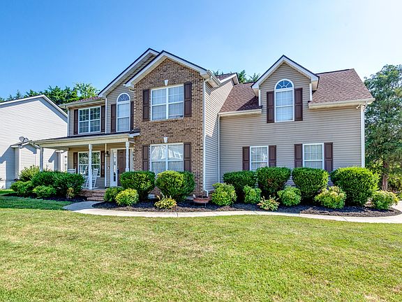 4th image of 3308 Maple Valley Ln