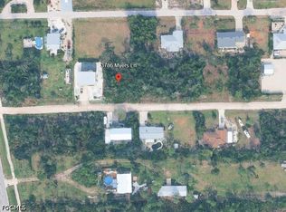 3786 Myers Ln, Saint James City, FL 33956