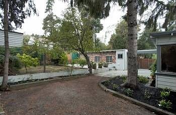 2nd image of 8117 Winthrope St