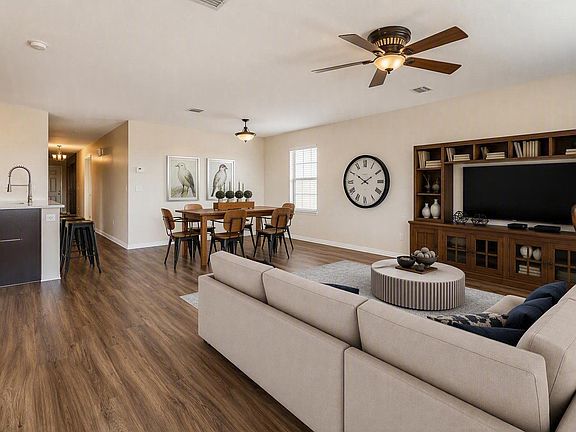2nd image of 317 Blue Crow Ln