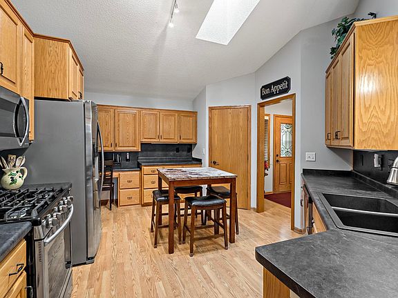 5th image of 8541 Inverness Ln N