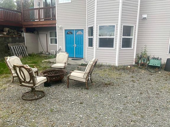 Large parking lot and entry front door (with door code) totally private property
