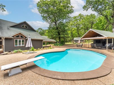 11678 Colcleasure Rd, Fayetteville, AR, 72701
