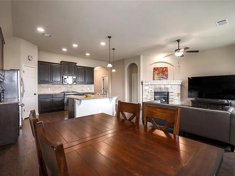 124 Navigator Dr — Photo 8