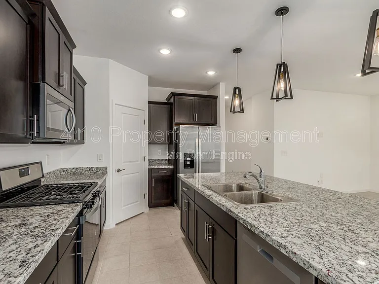 35395 W Catalan St — Photo 8