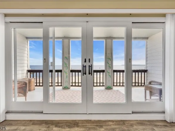106 Mariners Pointe East, Little Egg Harbor Twp., NJ 08087